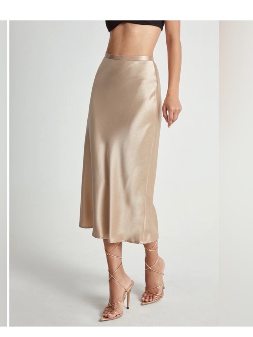 Commense Cream Shiny Midi Skirt